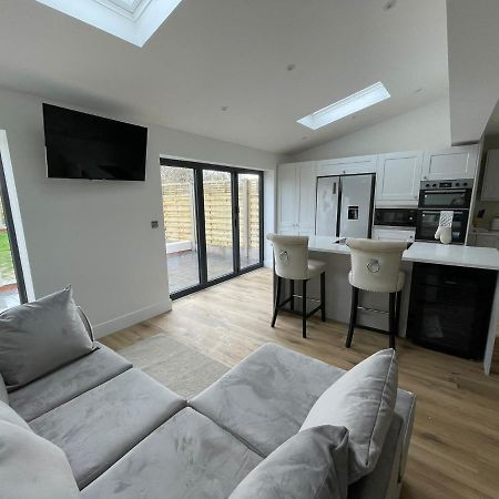 Newly Renovated 3 Bed Property - Countryside Views Dunstall Exterior photo